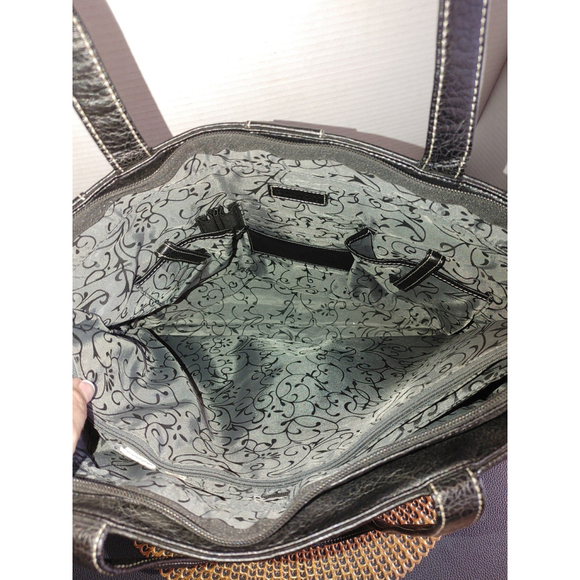 Buxton Travel Tote w. Kiss Lock Pouch - Picture 7 of 8